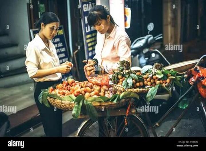 Nội dung: Mùa hè đang đầy vui vẻ với những bức tường nhảy vò đang xu hướng trên mạng